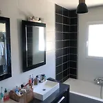 Climatisee Avec Piscine Et Pool House Atypique * Biganos