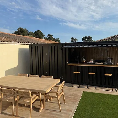 Climatisée Avec Piscine Et Pool House Atypique Villa