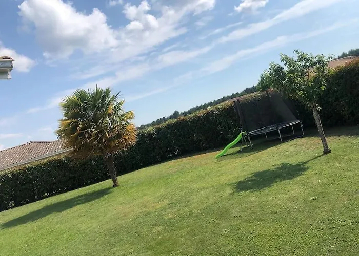 Climatisée Avec Piscine Et Pool House Atypique Biganos
